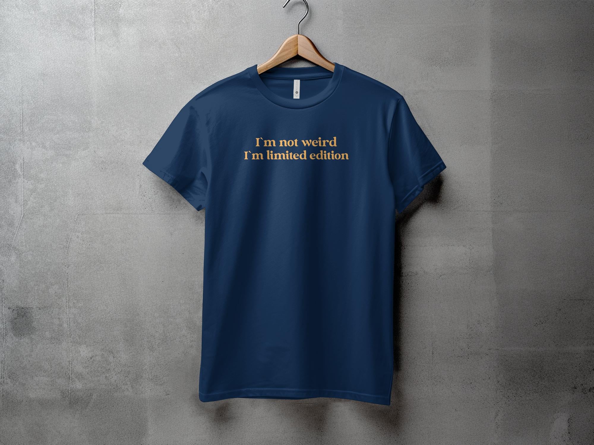 I`m not weird - Dame T-shirt - Slim fit